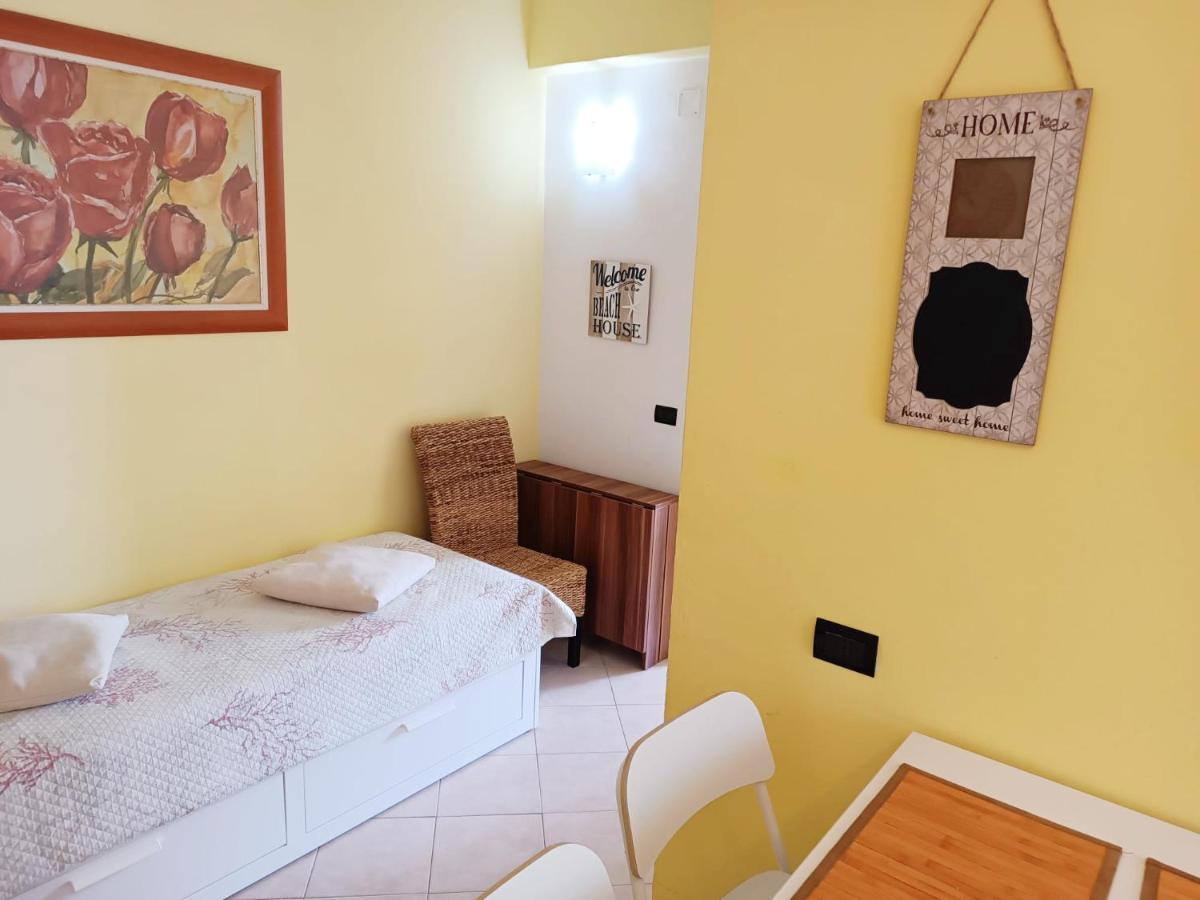 Beach Apartment Raffaello Savona Exterior foto