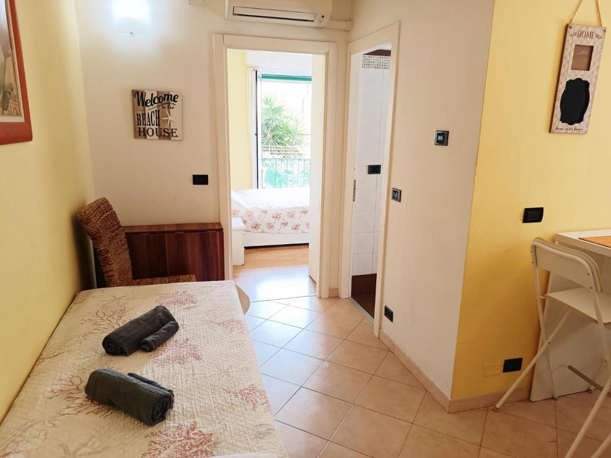 Beach Apartment Raffaello Savona Exterior foto