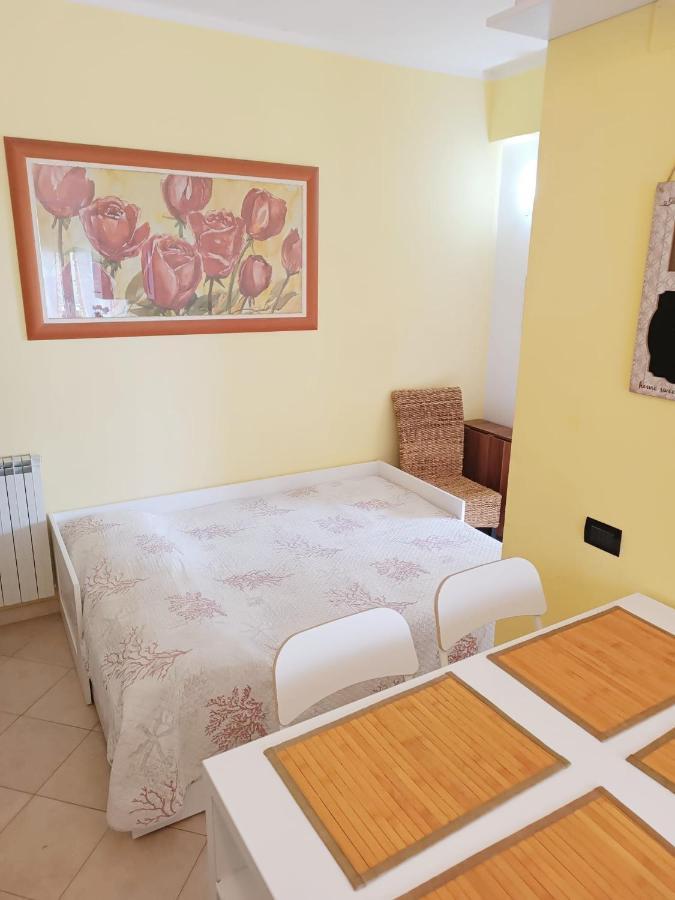 Beach Apartment Raffaello Savona Exterior foto