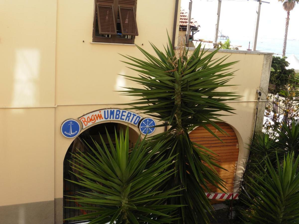 Beach Apartment Raffaello Savona Exterior foto