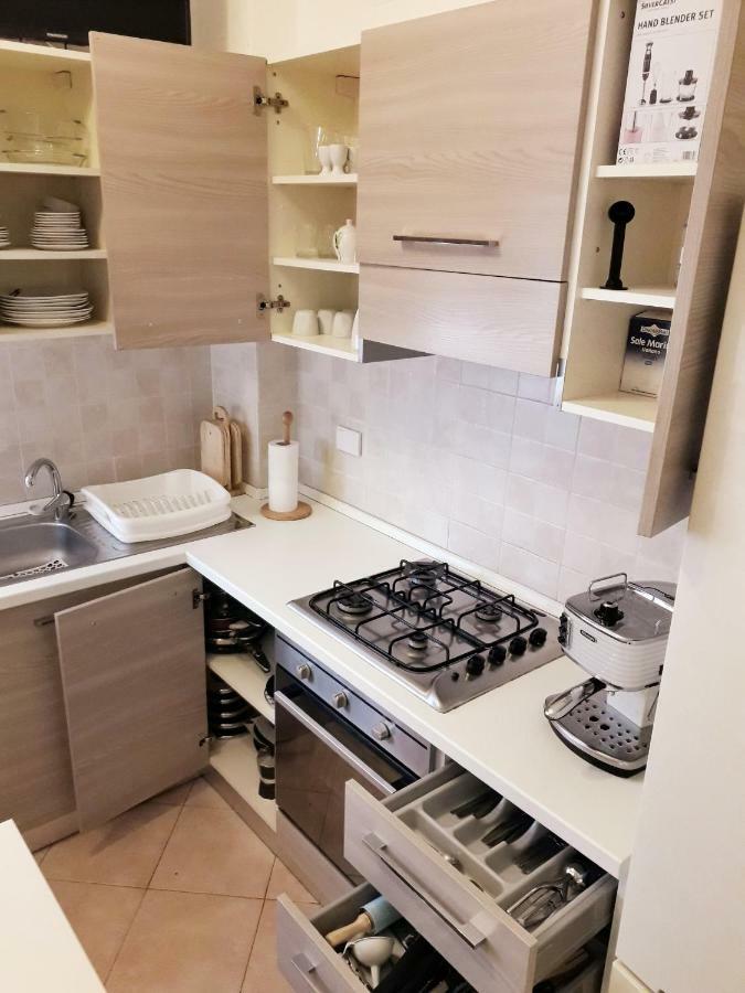 Beach Apartment Raffaello Savona Exterior foto